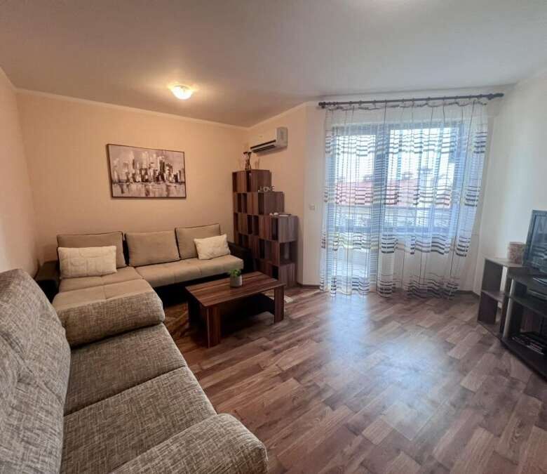 Spacious 60 sq.m. studio apartment with pool views in St. Nicola, Kosharitsa.