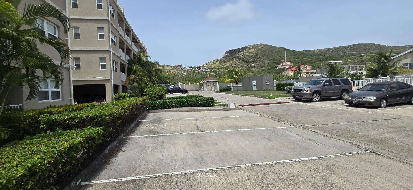 Villa unit for sale at Imperial Bay Residences Saint with parking and scenic views.