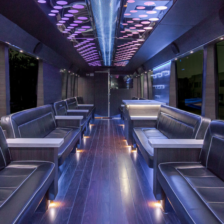 1 Party Bus M3 45 50 11
