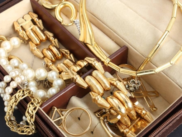 shutterstock 112070252