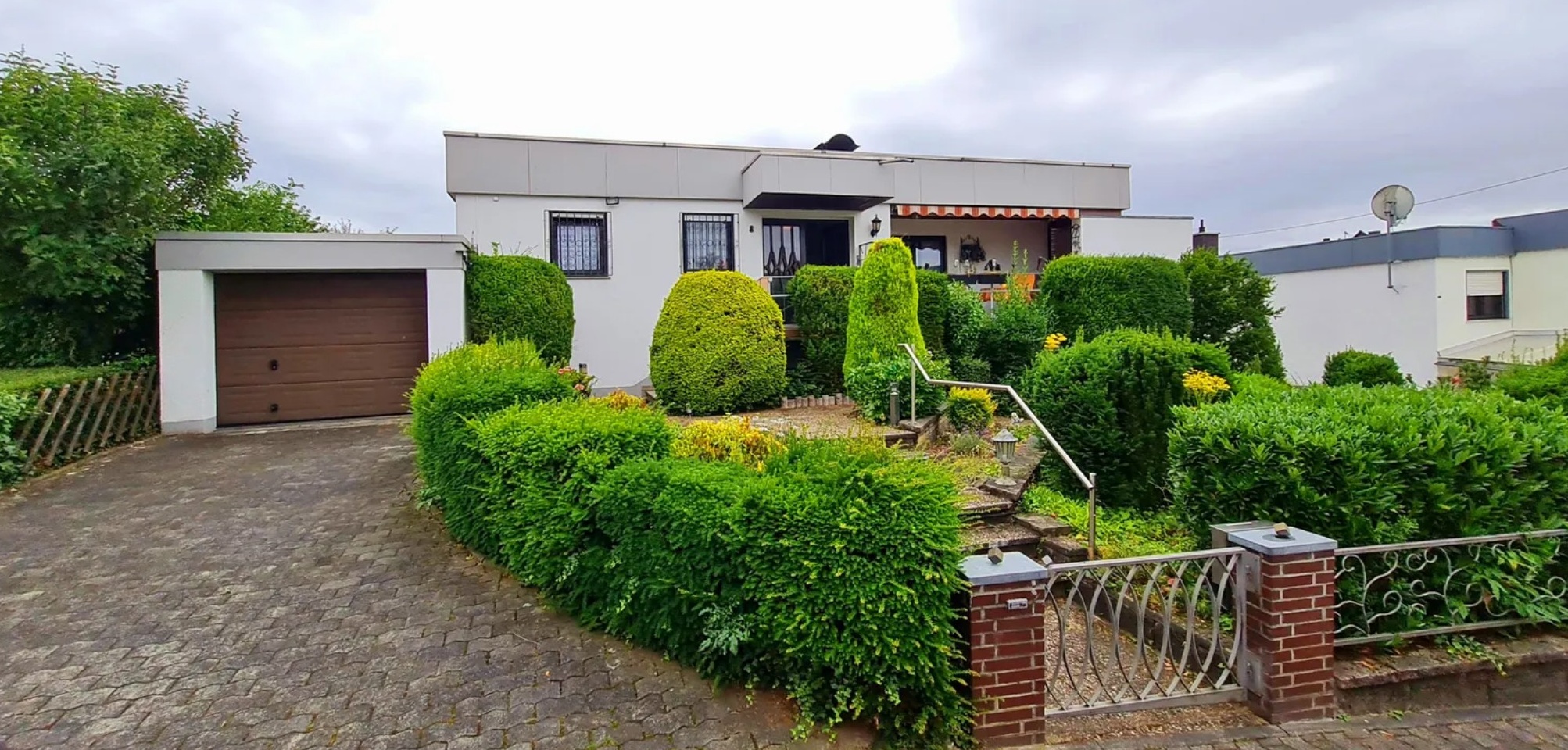 Luxury 3 Bed House For Sale in Bad Honningen 1 00 3