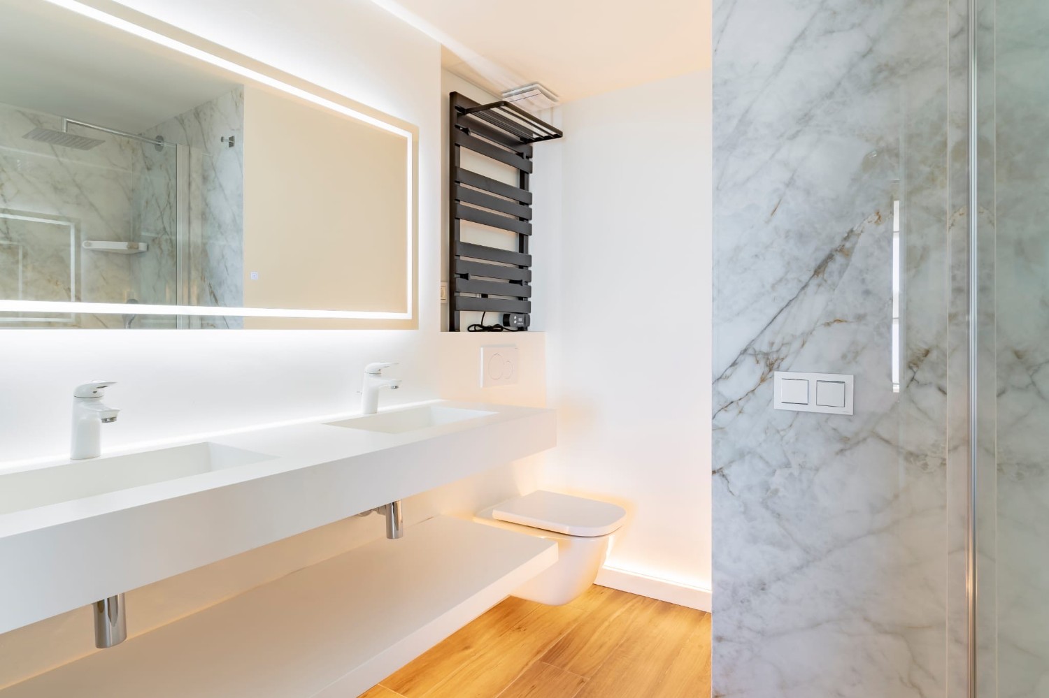 00a974bf-74c2-4120-8ff6-a1ad3fc06875