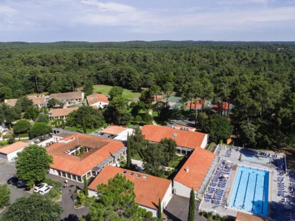 Excellent 2 Bed Lease-back Duplex For Sale In Club La Palmyre, Les Mathes 1 1 2 2