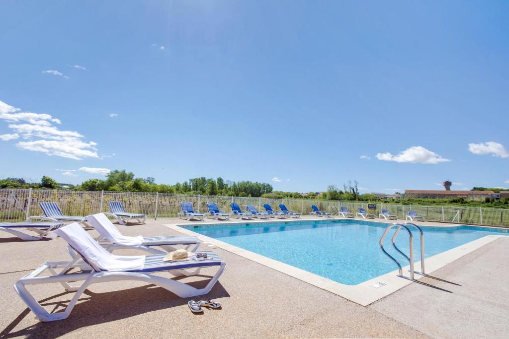 2 Bedroom Leaseback House For Sale In Résidence Le Domaine d’Enserune 1 1 9