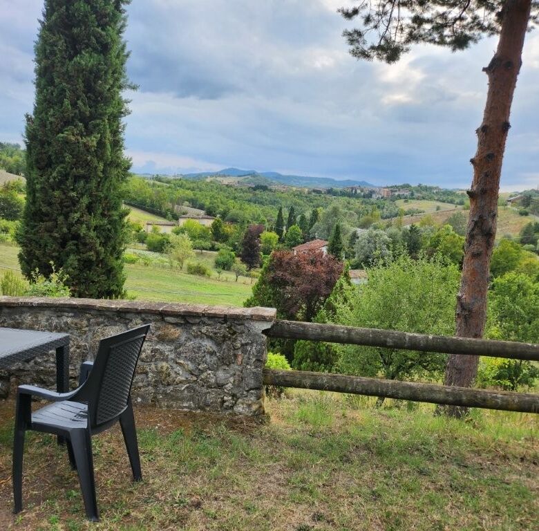 Elegant country villa with five bedrooms in scenic Salsomaggiore Parma. Perfect for luxury living an.