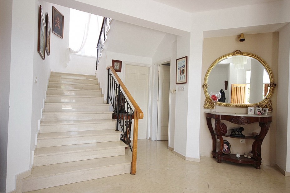 104396-detached-villa-for-sale-in-kato-paphos-universal_full