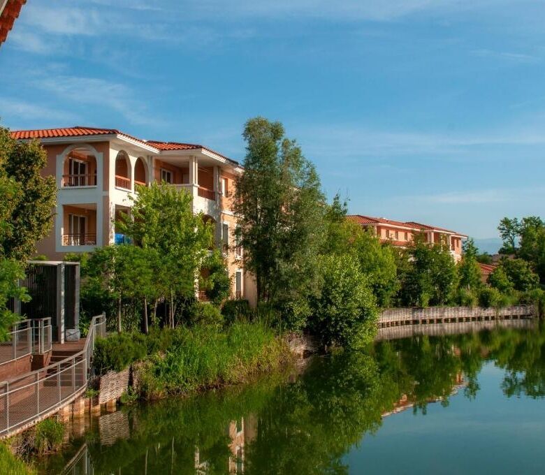 Riverside 1 Bed Apartment for Sale in Le Petit Lac, Mandelieu La Napoule, Cannes.