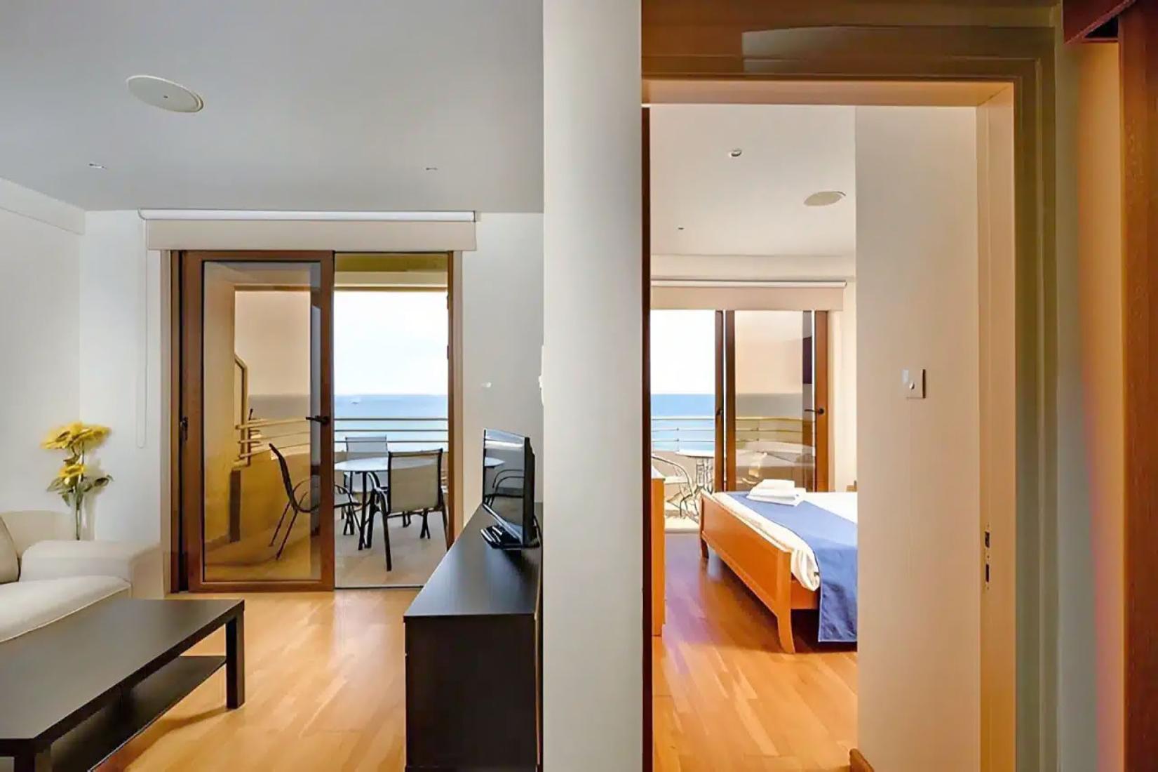 2-bedroom-apartment-beachfront-for-sale-in-larnaca-4jpg-copy-large