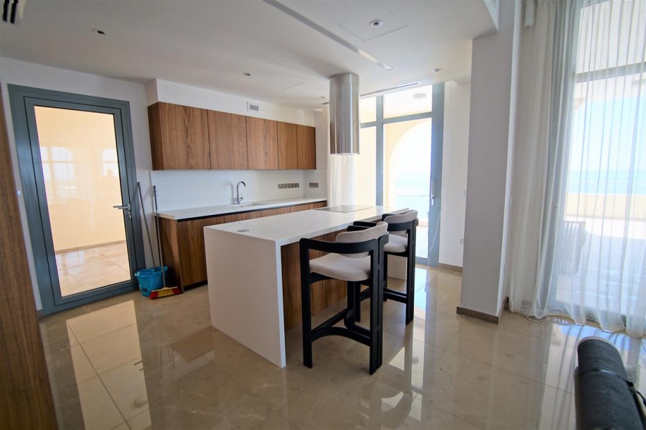 209228-apartment-for-sale-in-limassol-marina_full