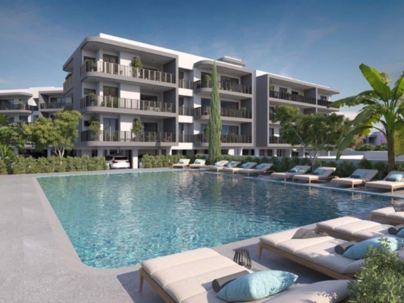 23 314 oroklini pool2 large large 1