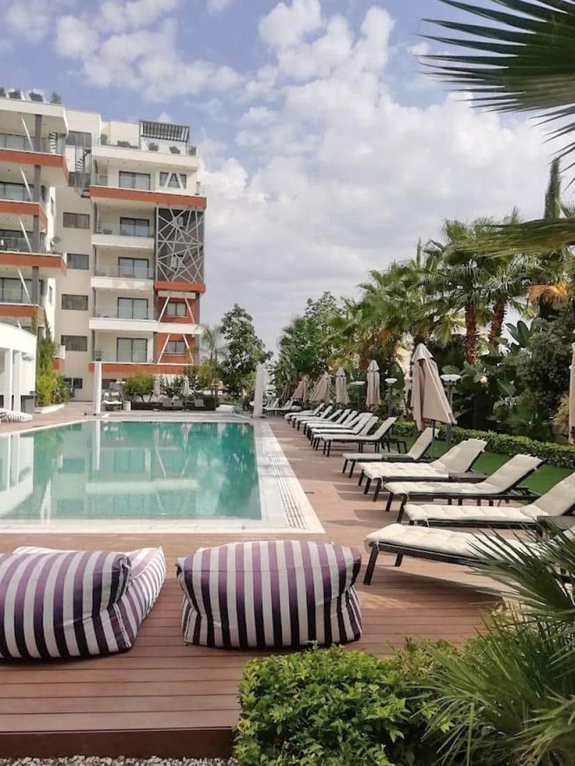 2784ed04-4354-406f-8238-727820c63659-copy-large-1