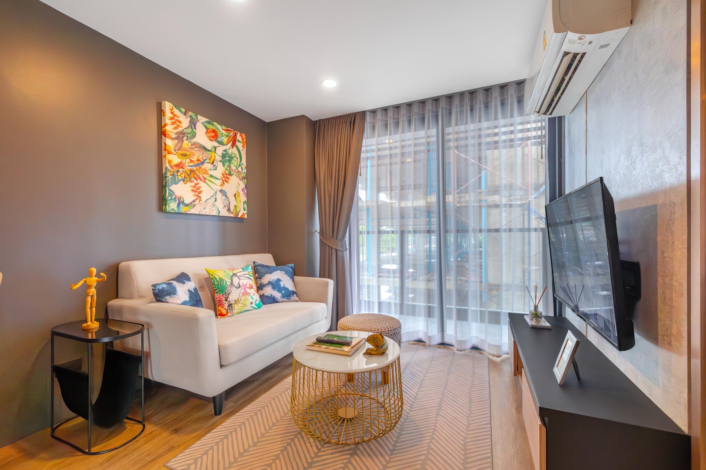 290A0979-Enhanced-NR