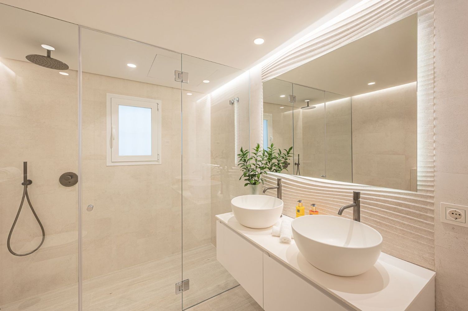 2cf5405c-eb74-4b09-ad9c-2ce26510d806