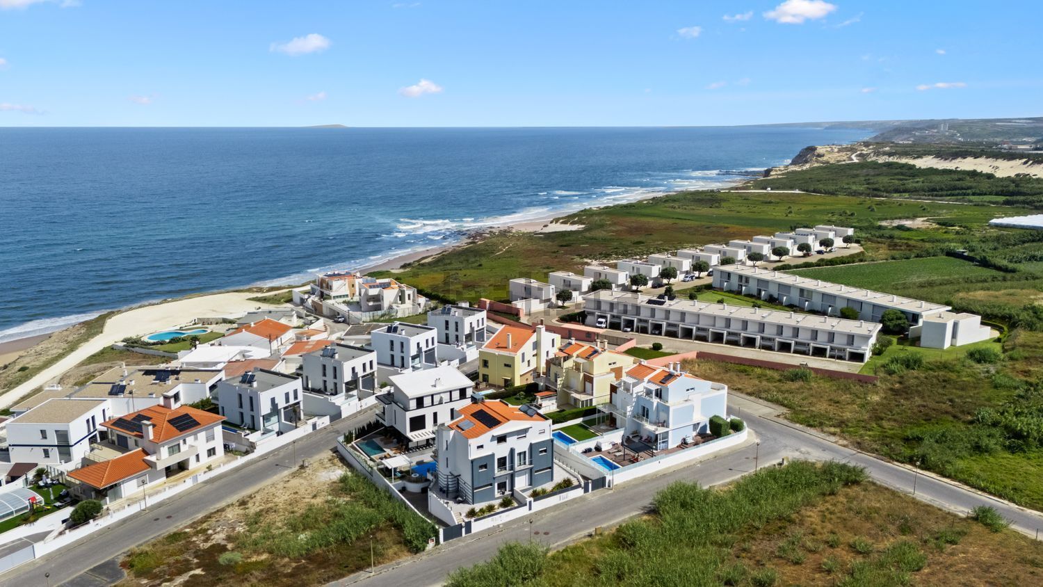 Luxury 3 Bed Villa Santa Cruz Luxury 3 Bed Villa for Sale in Santa Cruz with ocean views.