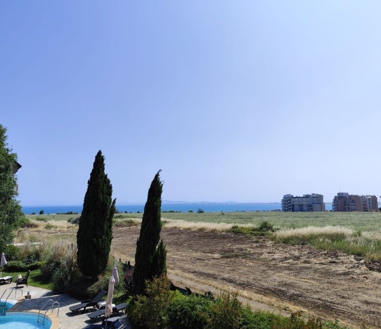 Sea view 1-bedroom apartment near the beach in Ravda, Bulgaria, with spacious living area and scenic.