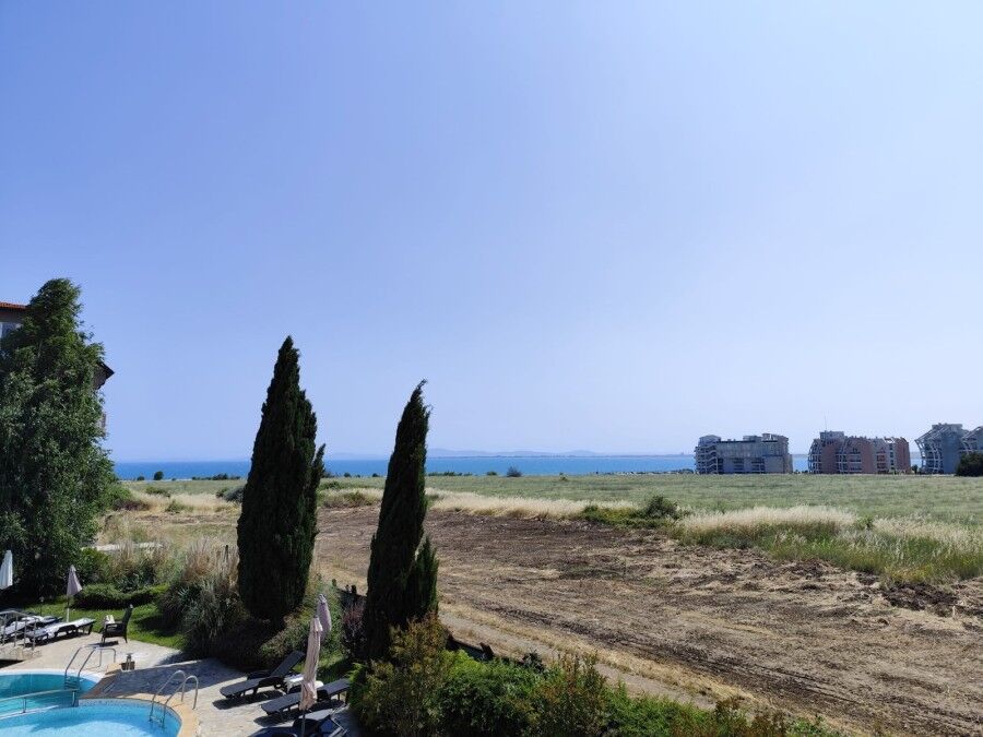 Sea view 1-bedroom apartment near the beach in Ravda, Bulgaria, with spacious living area and scenic.