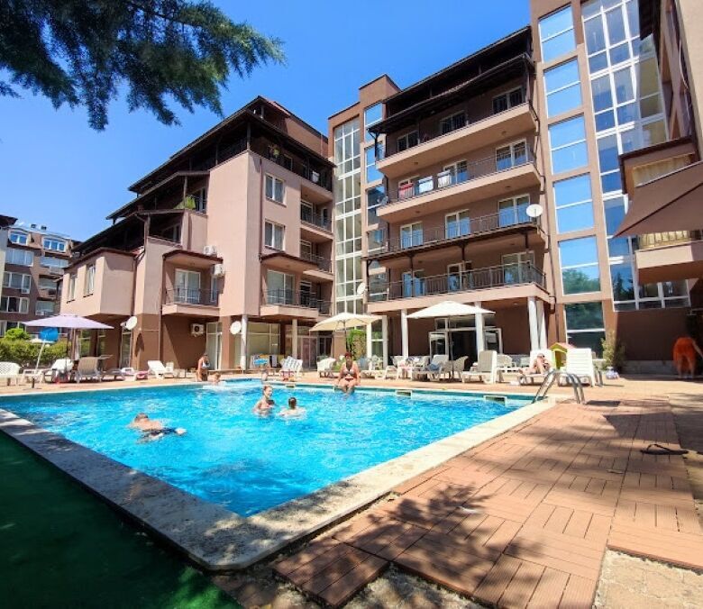 Pool view apartment with access to a swimming pool in Sunny Beach, Bulgaria, perfect for relaxation.