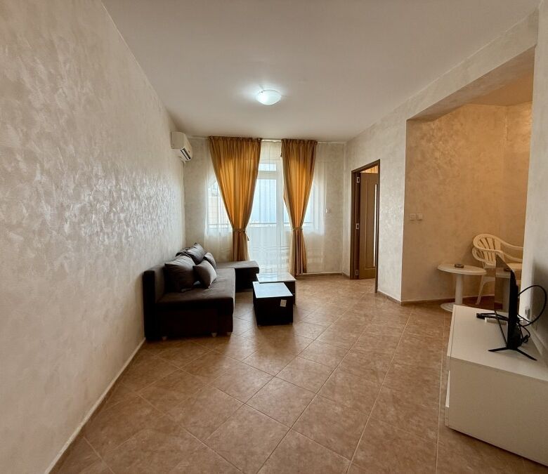 Bright 1-bedroom apartment with sea view in Ravda, close to the beach and summer complex.