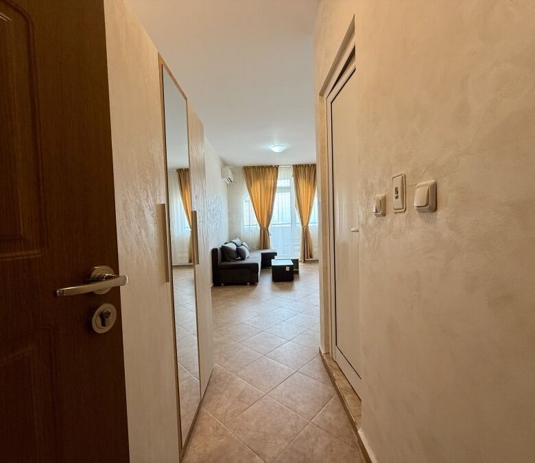 Sea view 1-bedroom apartment in Ravda, close to the beach, with modern interior and spacious living.