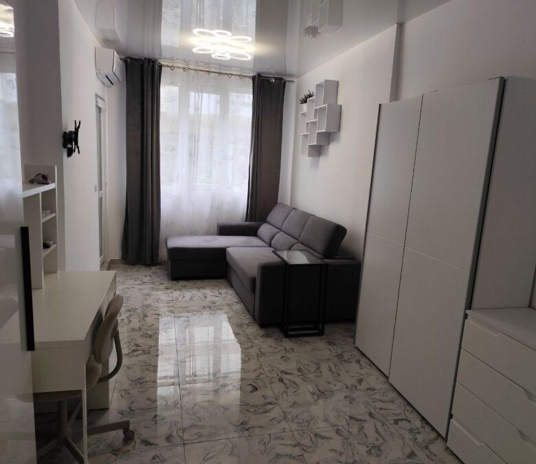 Apartment with 2 bedrooms, located just 250m from Sunny Beach, featuring a spacious living area and.