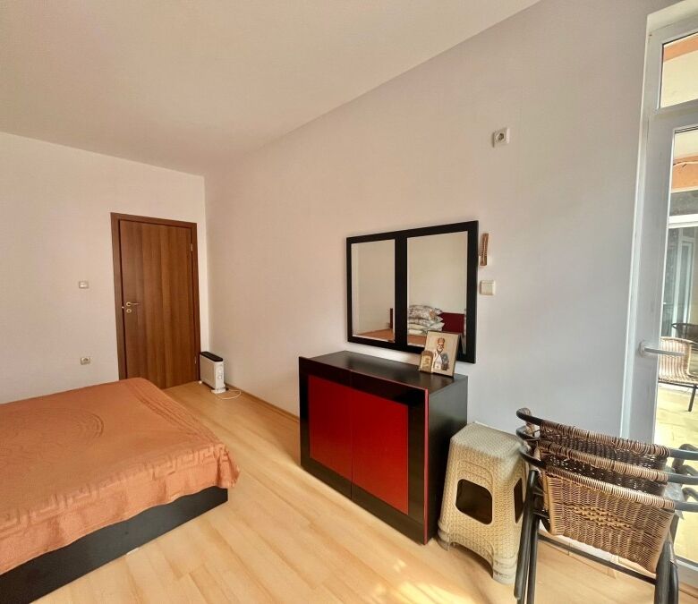 Bright 2-bedroom fully furnished apartment with balcony near the coast.