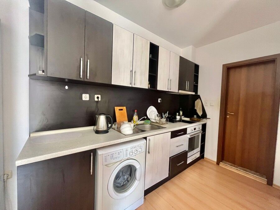 Modern fully furnished kitchen in a 2-bedroom apartment near the coast. Modern fully furnished kitchen in a 2-bedroom apartment near the coast.