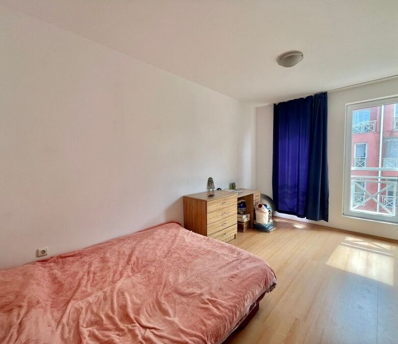 Comfortable fully furnished 2-bedroom apartment, 73 sq.m., sunny day, located 3 km from the coast. P.