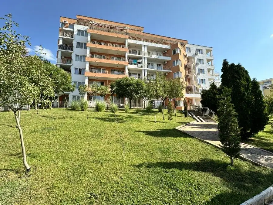 Studio apartment, 50 sq.m., at Imperial Fort Club, Sveti Vlas, close to the sea.