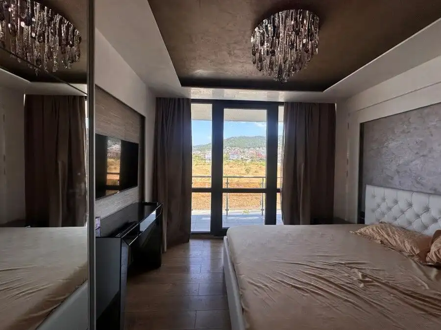 Penthouse with sea views and large terrace in Sveti Vlas.