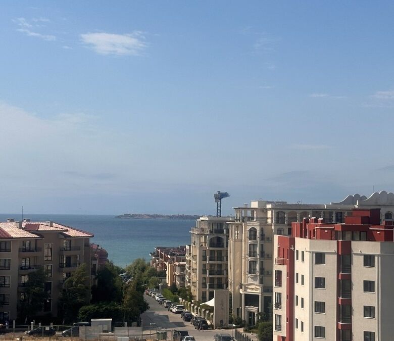 Sea view luxury penthouse with large terrace in Angelika complex, Sveti Vlas.