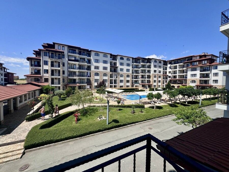 Modern Apollon Apartments in Ravda with pool and gardens Modern fully furnished studio in Apollon apartments, Ravda, 35 sq.m., with pool and landscaped garde.