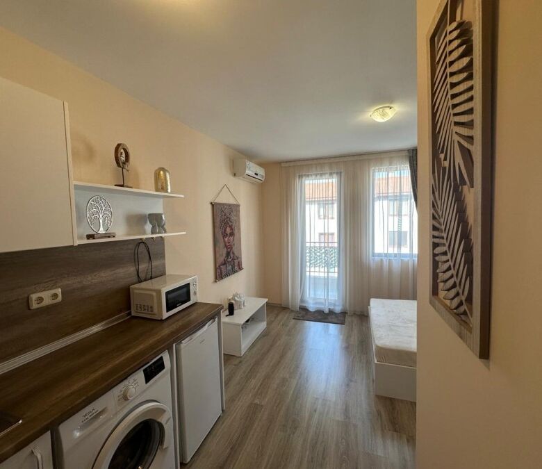 Comfortable studio with modern furnishings in Apollon apartments, Ravda, perfect for short or long s.