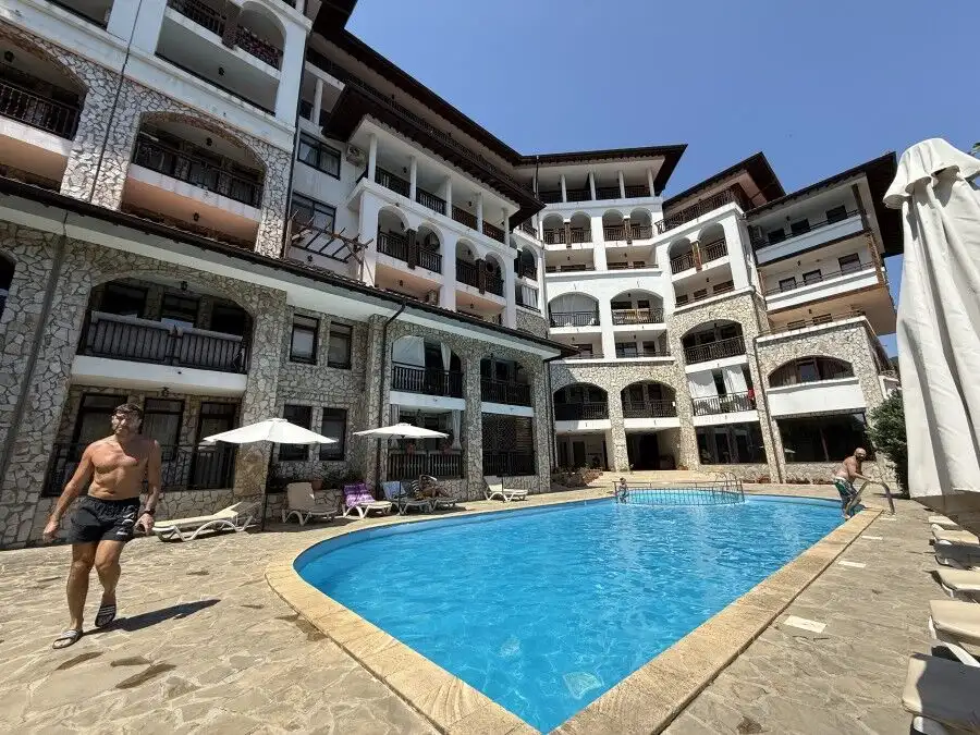 Modern studio apartment with pool view in Etara 3, St. Vlas, just 300m from the sea. Perfect for hol.