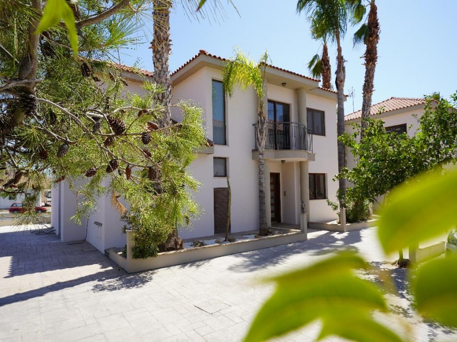 347304-town-house-for-sale-in-kato-polemidia_full