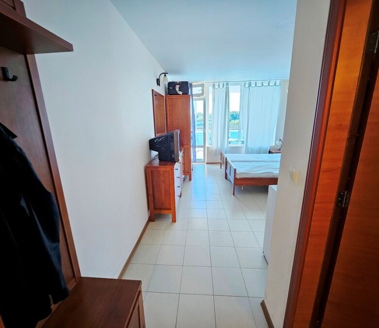 Modern fully furnished studio, 41 sq.m., located in the sea front Esperanto hotel between Sunny Beac.