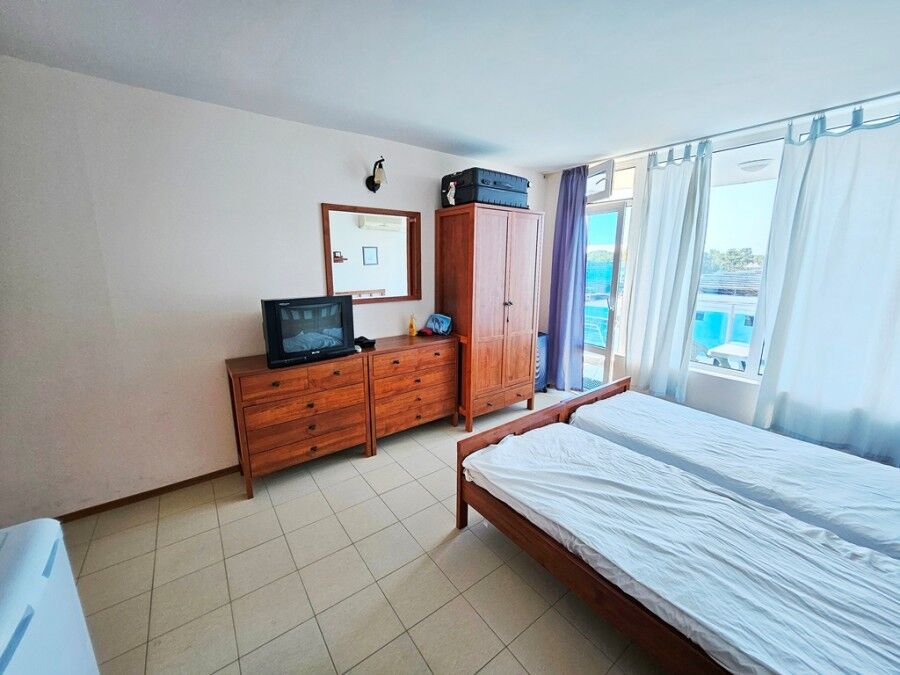 Sea view studio apartment in Esperanto hotel, Sunny Beach, fully furnished.