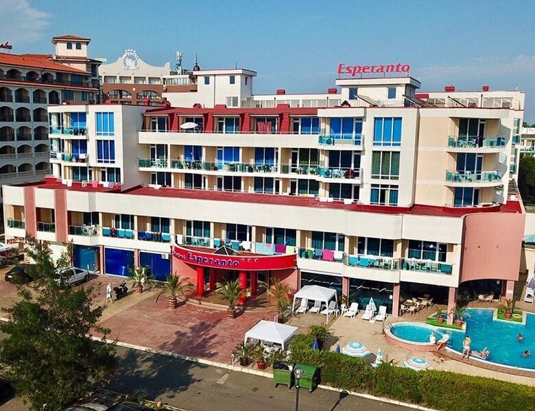 Studio apartment in beachfront Esperanto hotel near Sunny Beach and Nessebar.