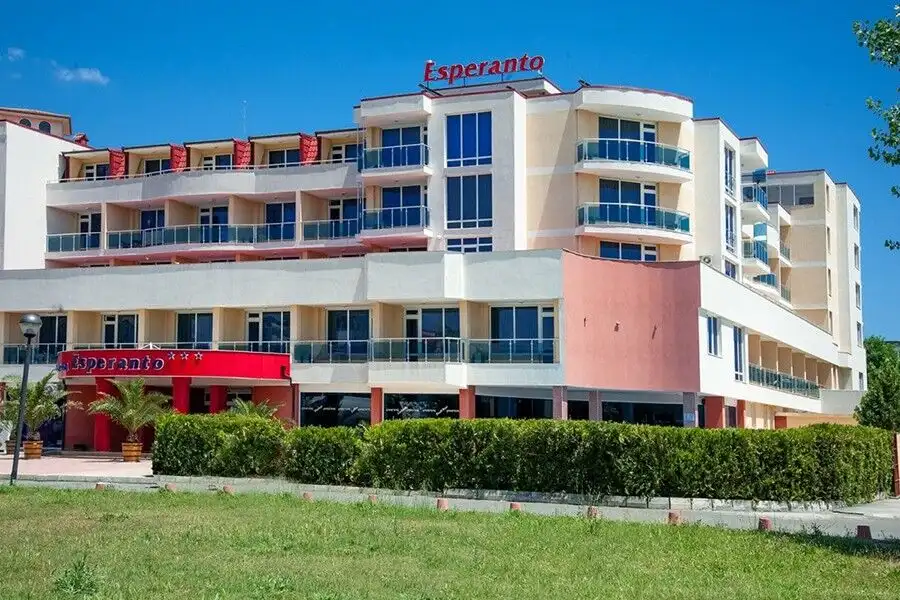 Sea front hotel Esperanto with modern amenities near Sunny Beach and Nessebar.