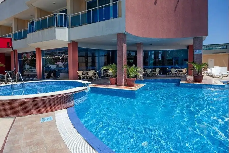 Sea view 1-bedroom apartment in front of the sea at Esperanto hotel, between Sunny Beach and Nesseba.