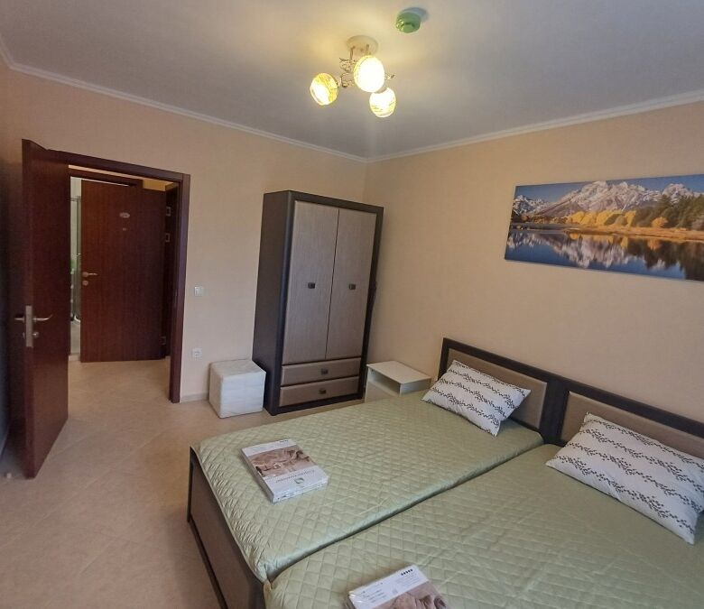 Comfortable 2-bedroom apartment with pool view in Cascadas Family Resort, Sunny Beach.