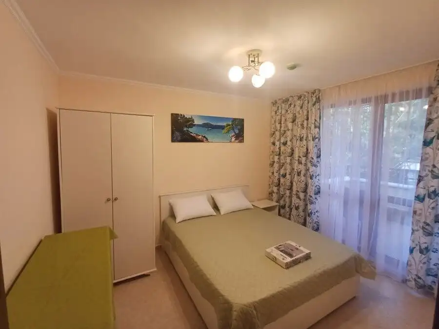 Apartment with 2 bedrooms and pool view in Cascadas Family Resort.