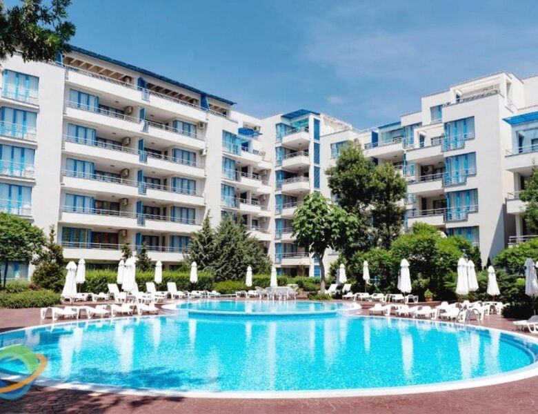 Apartment with pool view, 62 sq.m., near the sea in Sunny Beach, Bulgaria.