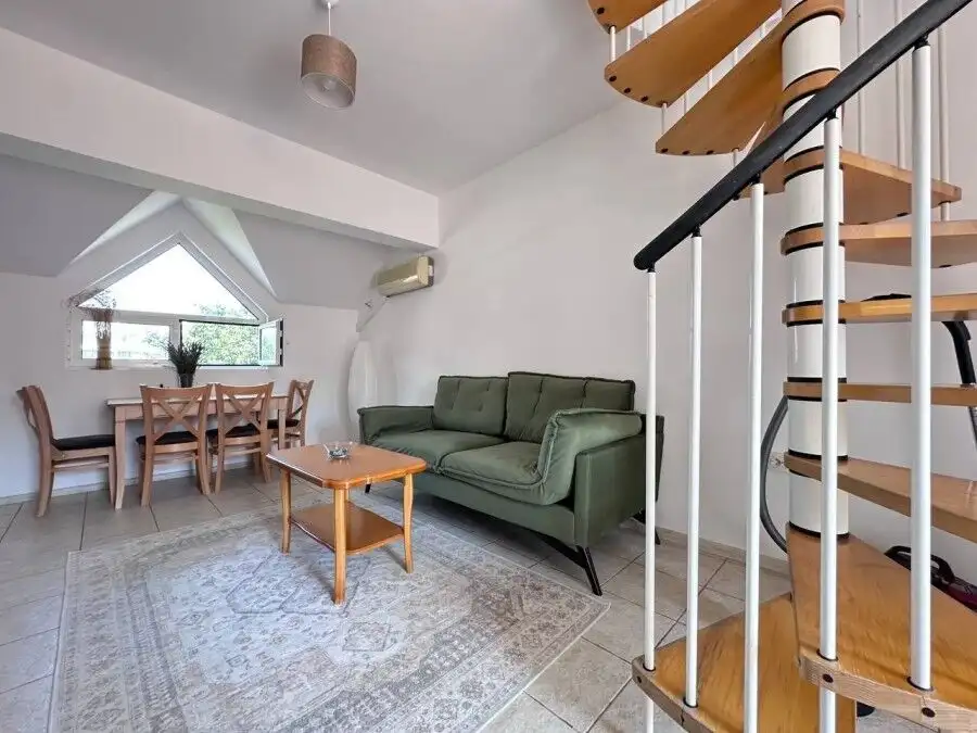 Modern furnished maisonette with 2 bedrooms in Robinson Gardens, Sunny Beach, offering 91 sq.m. of c.