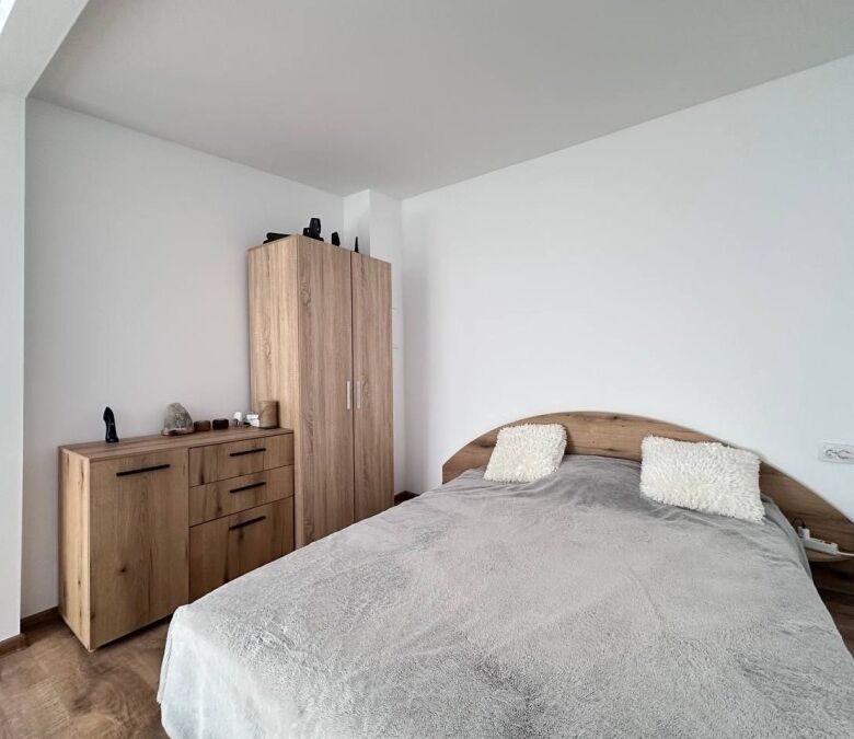 Modern furnished maisonette with 2 bedrooms, 91 sq.m., located in Robinson Gardens, Sunny Beach.