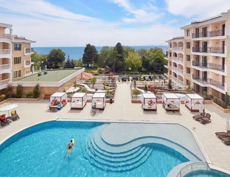Sea view studio, 44 sq.m., in top complex Valencia Gardens, Nessebar, with pool and lush surrounding.