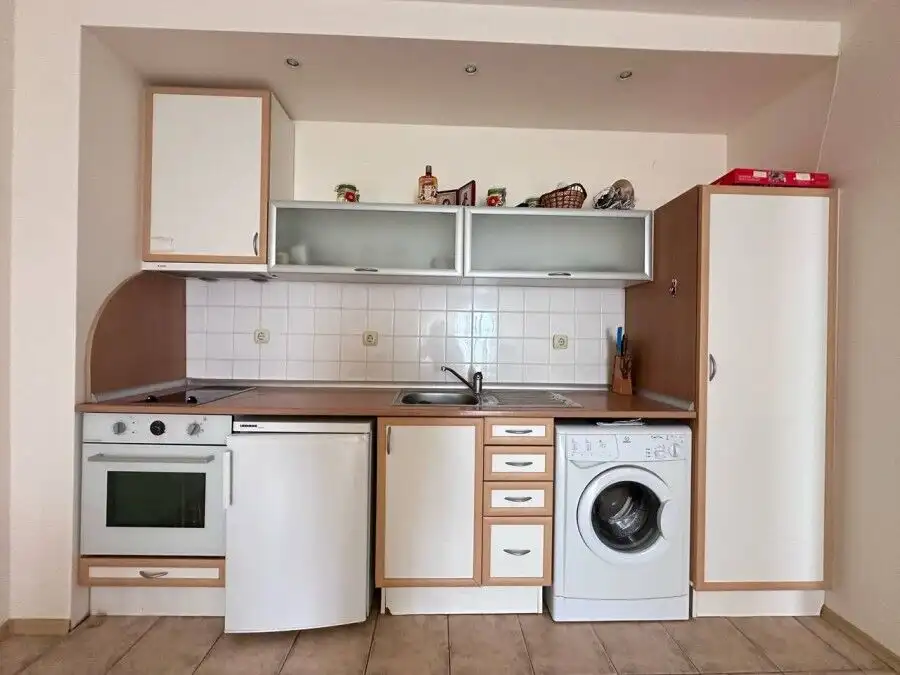 Modern kitchen with appliances in Coral Beach, St. Vlas apartment, sea view.