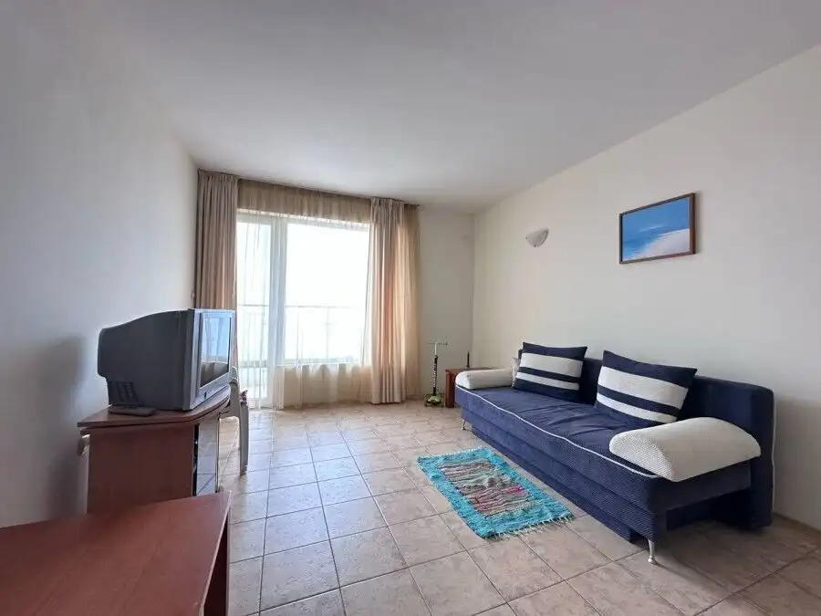 Bright sea view apartment with balcony in Coral Beach, St. Vlas, 77 sq.m.