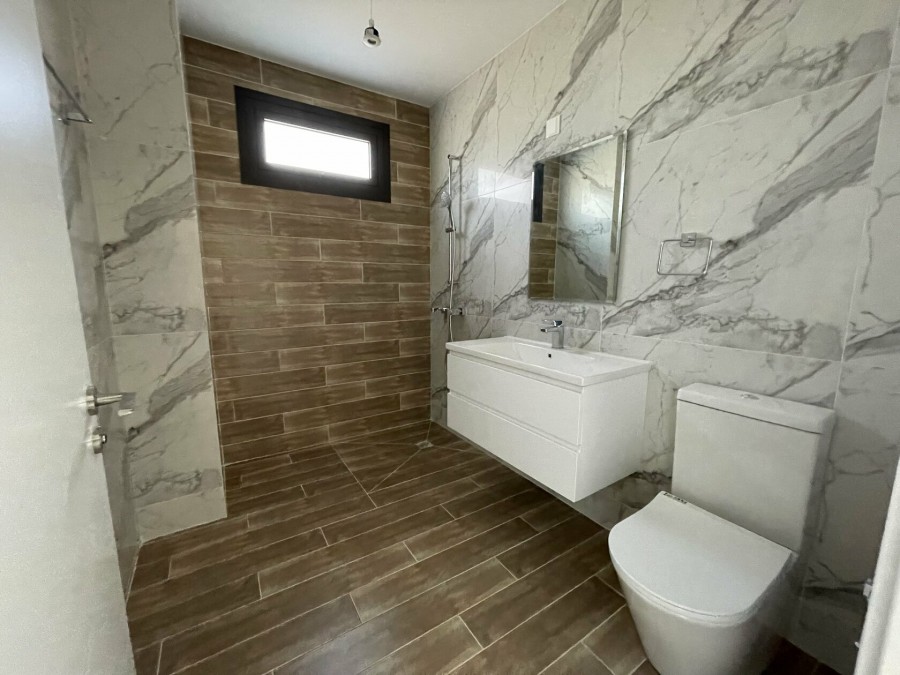 349223-apartment-for-sale-in-potamos-germasogeias_full