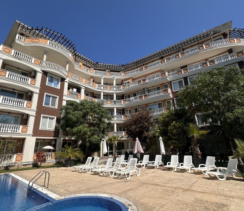 Modern 1-bedroom apartment in Villa Aria, located in the center of Sunny Beach. Perfect for holiday.