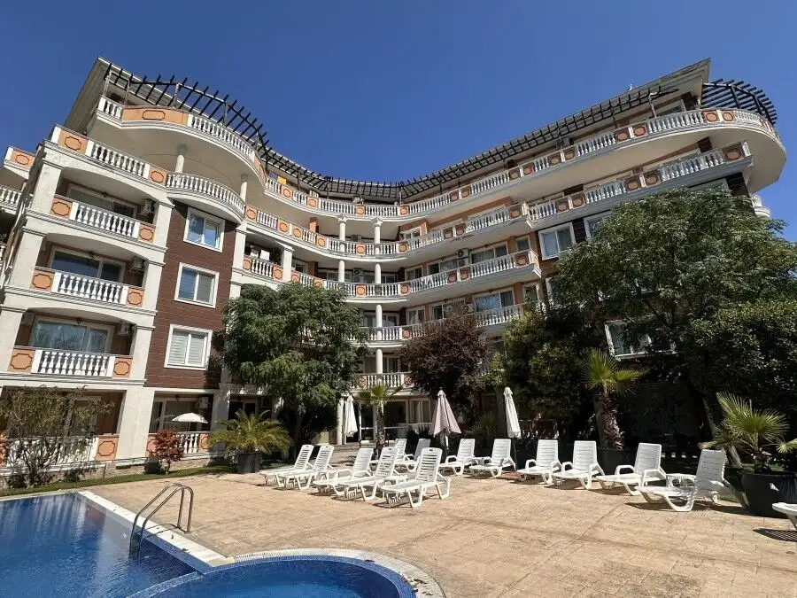 Modern 1-bedroom apartment in Villa Aria, located in the center of Sunny Beach. Perfect for holiday.